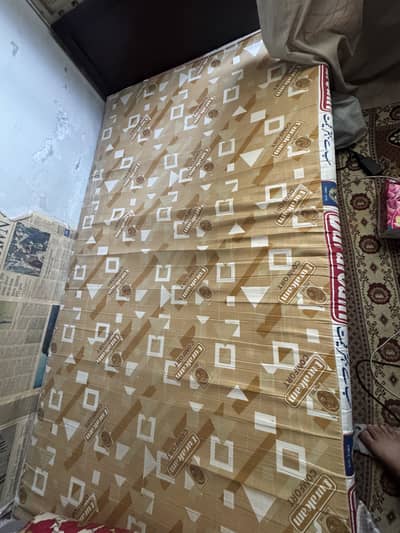 Single foam mattress