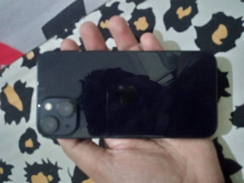 Apple iPhone 13 1