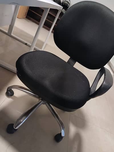 Office Chair Revolving Computer Chair  Good Condition Faisalabad 24/7
