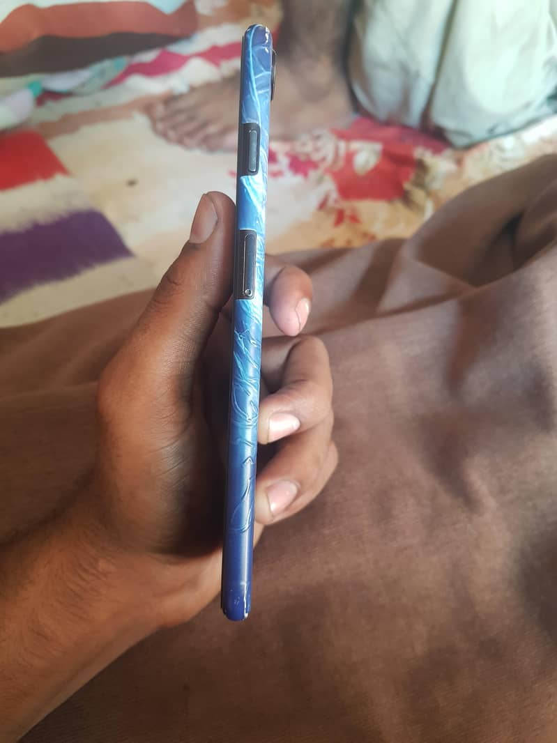 Apple iPhone 7 Plus 2