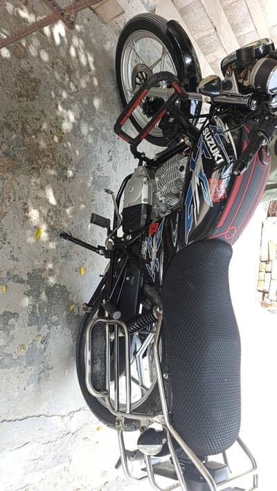 Suzuki GS 150 2022 Model | Excellent Condition | Demand 3.5 Lac