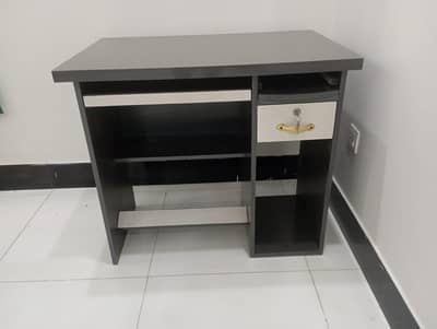Computer Table & Chair for Sale – Excellent Condition