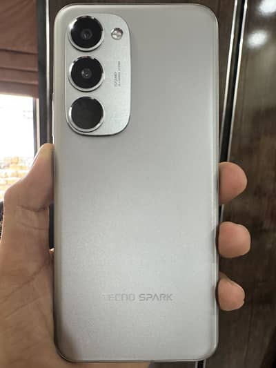 Tecno Spark 40 Pro+ (8/256) Full Box with all accessories