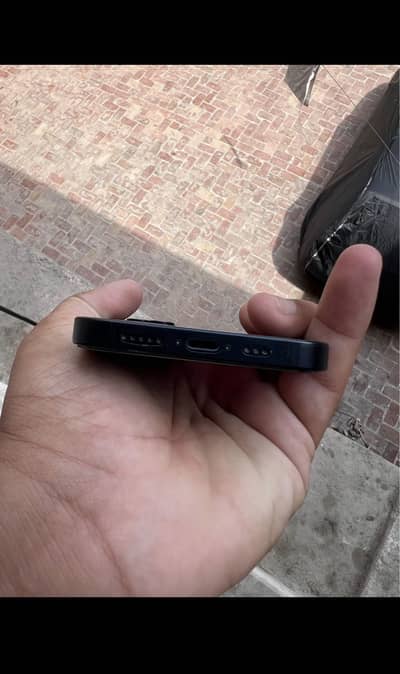 Apple iPhone 14