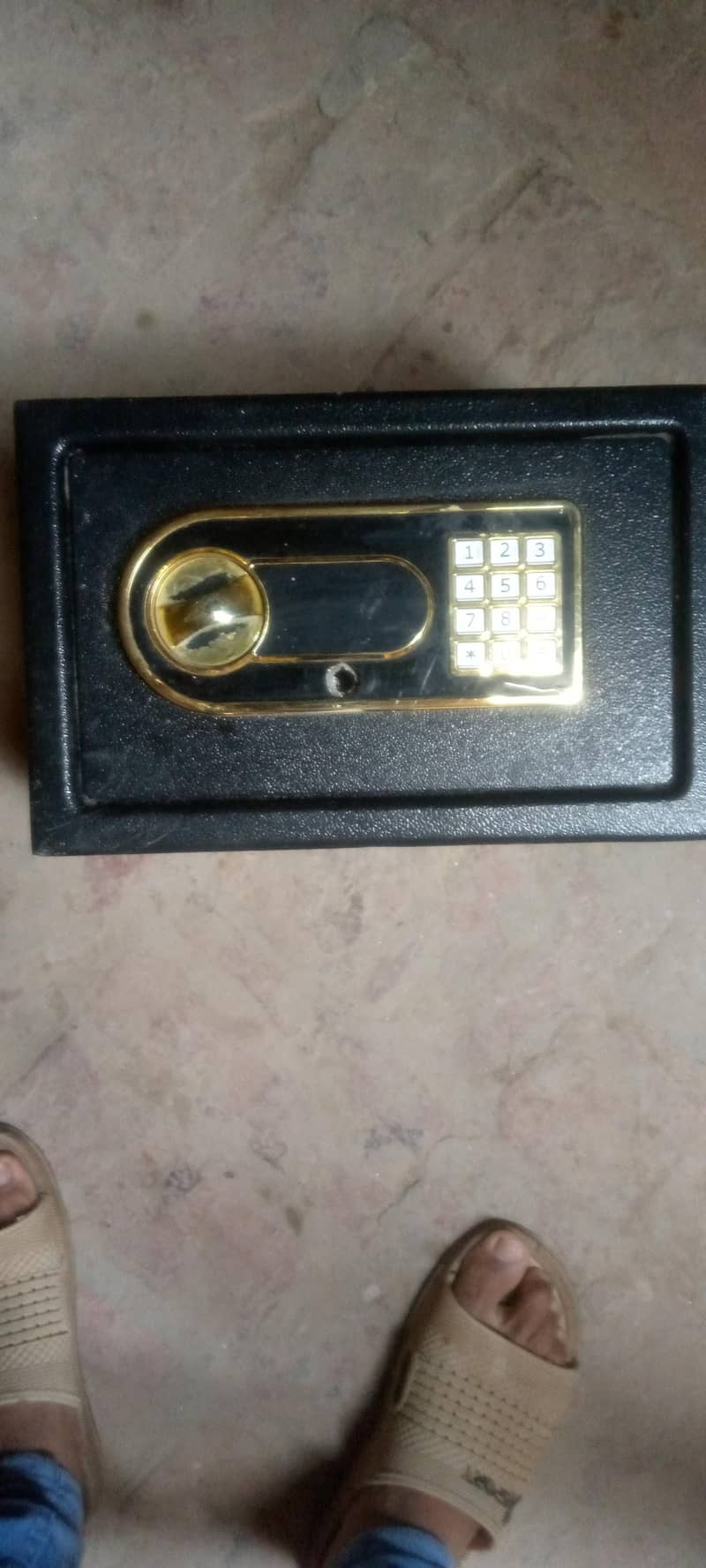 locker 0