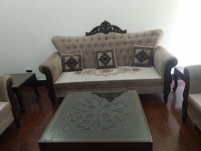 Beautiful 5-Seater Sofa Set for Sale