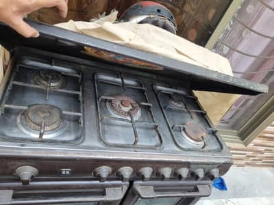 Cooking Range (5 Burners + Baking Oven)
