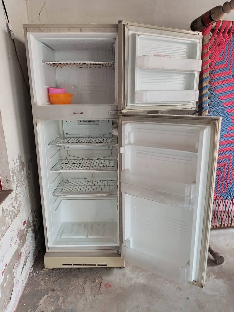 Refrigerator 1