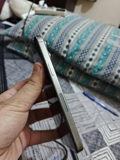 Apple iPhone 15 Pro Max jv