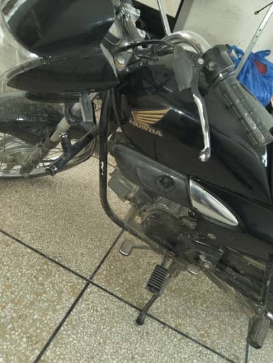 Honda Pridor 2016 Rawalpindi number neat bike red colour mn03359845973
