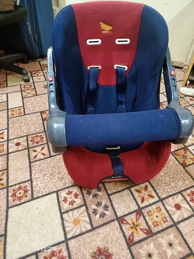 Car seat (Bravo)