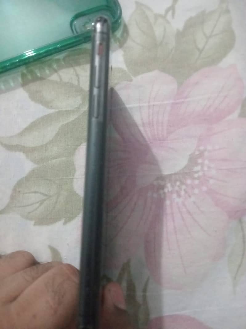 Apple iPhone X 5