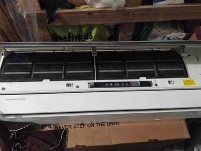 Gree 1.5 Ton Inverter AC (Heat and Cool Both)