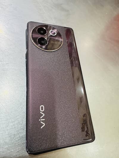 Vivo V30e with complete box