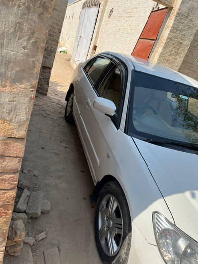 Honda Civic EXi 2005
