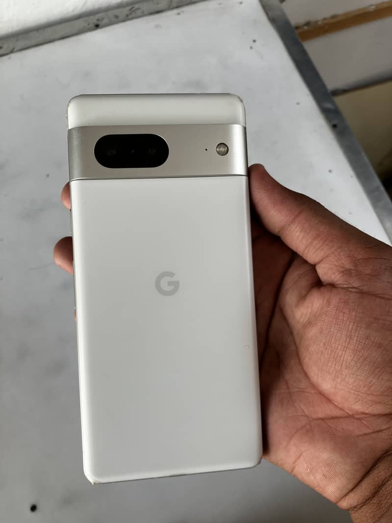 Google Pixel 7 3