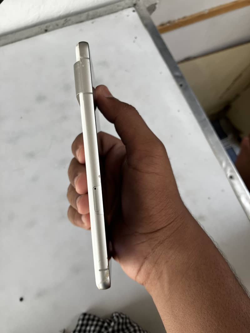 Google Pixel 7 5