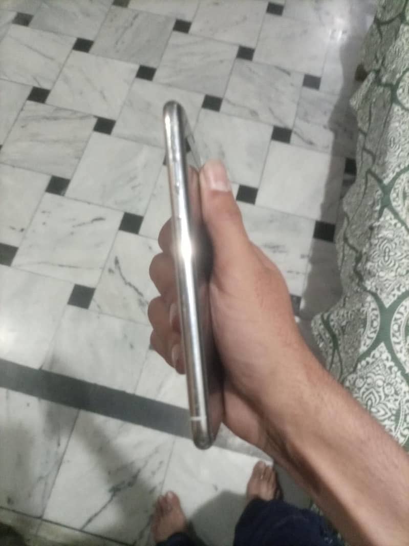 iPhone x 3