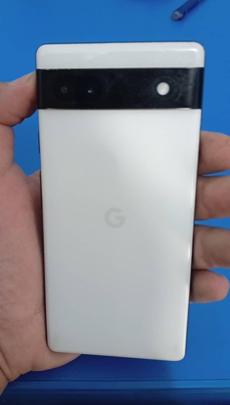 Google Pixel 6a 1