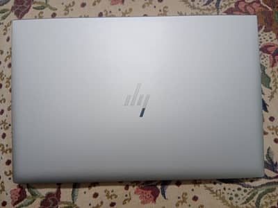 HP elitebook core i7 11th gen 8/256 840 G8