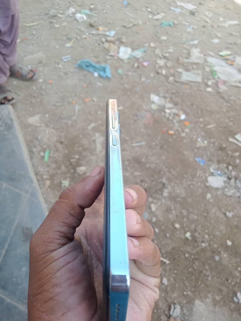 Infinix Note 30 4