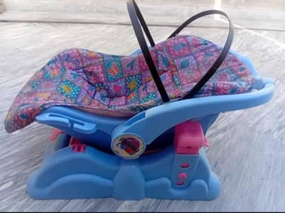 Baby carry cot
