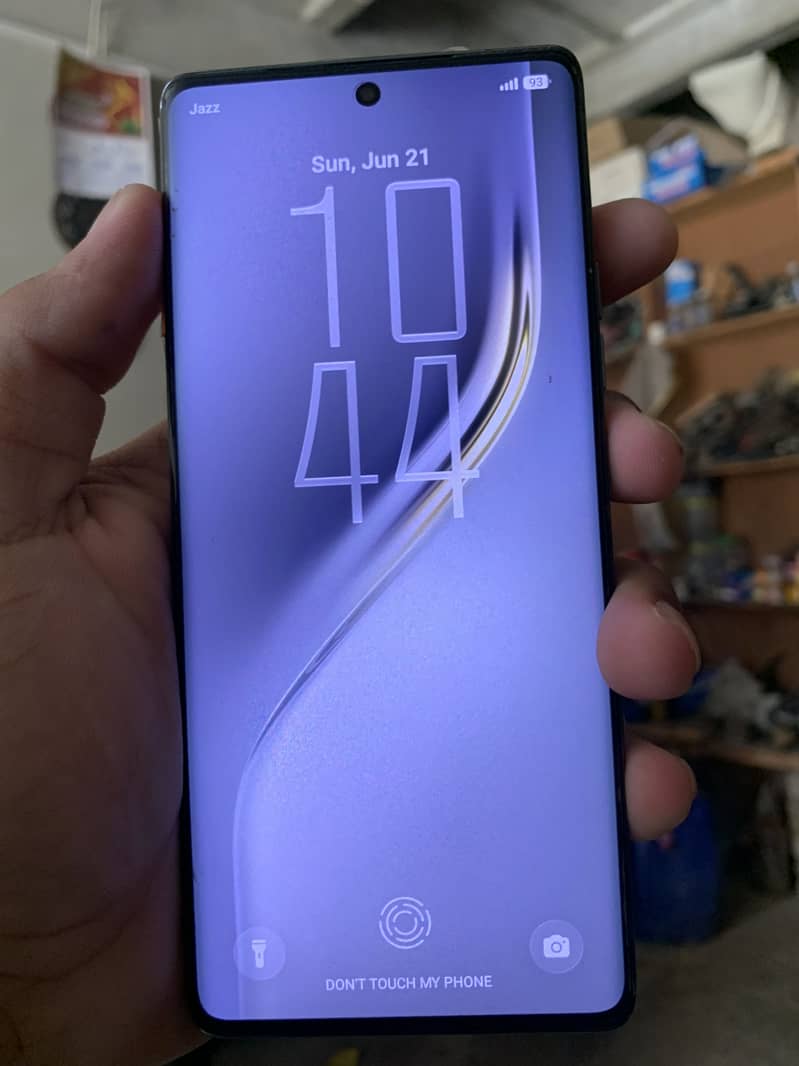 Tecno CAMON 40 Pro 3