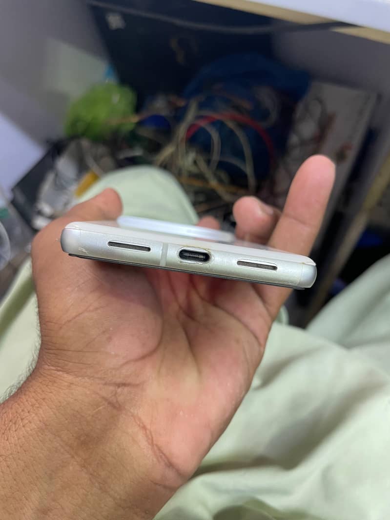 Google Pixel 7 5