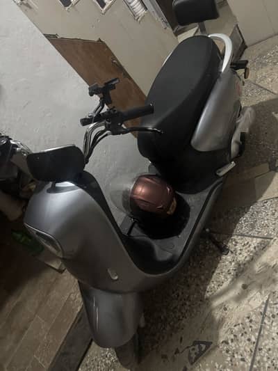 Scooty for sale