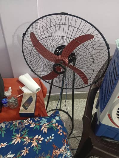 12V DC Pedestal Fan little bit use