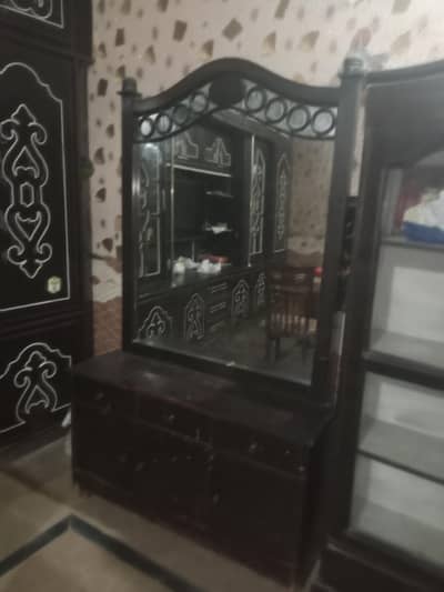 dressing table