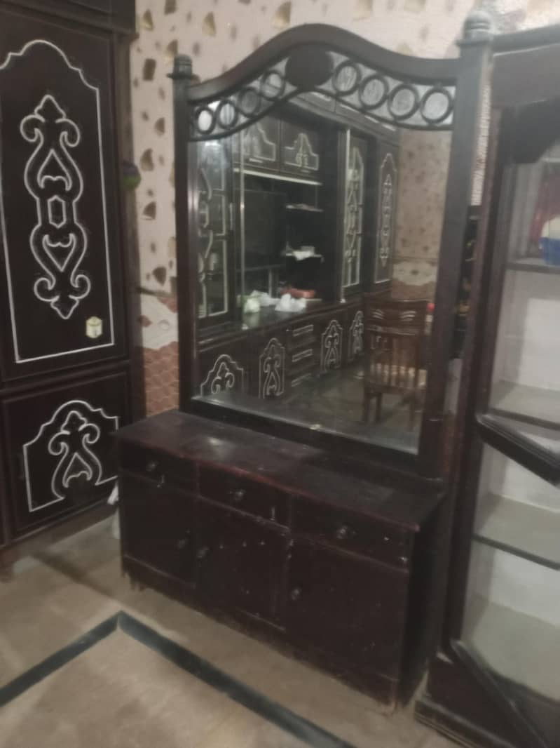 dressing table 1