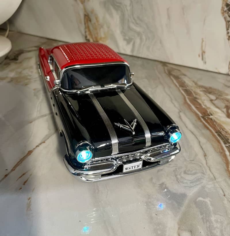 Car shape bluetooth speaker 3