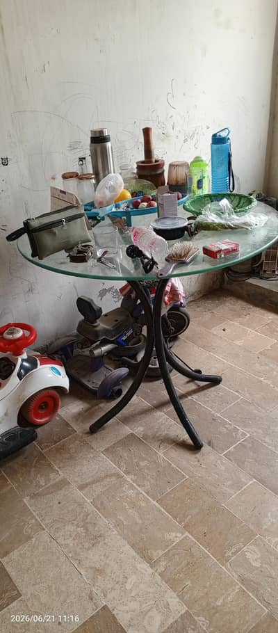dining table 32 inch round glass