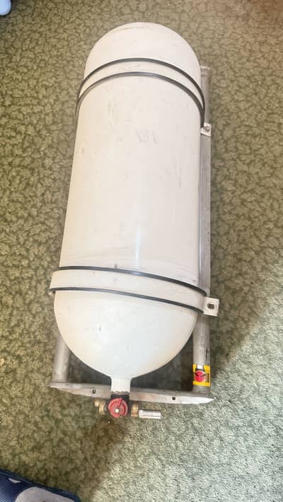 Original CNG CYLINDER with Kit(Suzuki Cultus 2010)