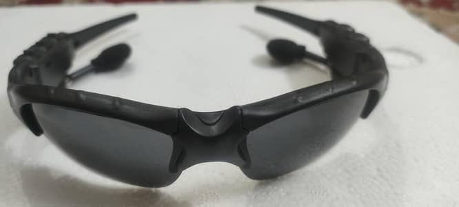 Wireless earpos glasses
