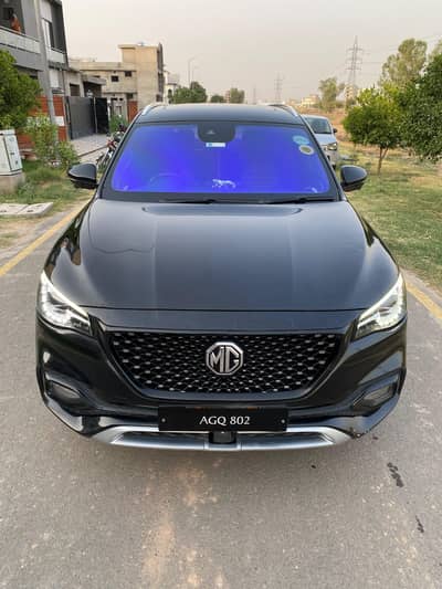 MG HS