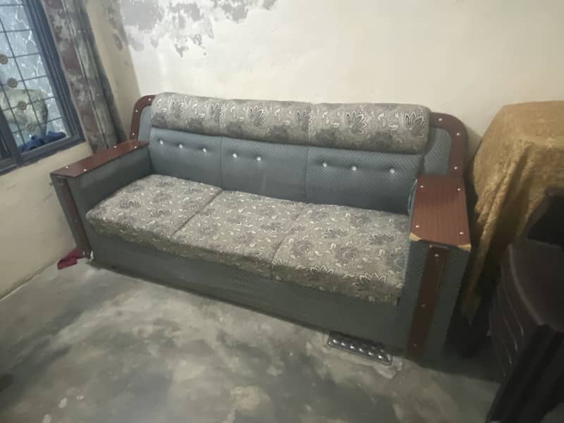 Big sofa 0