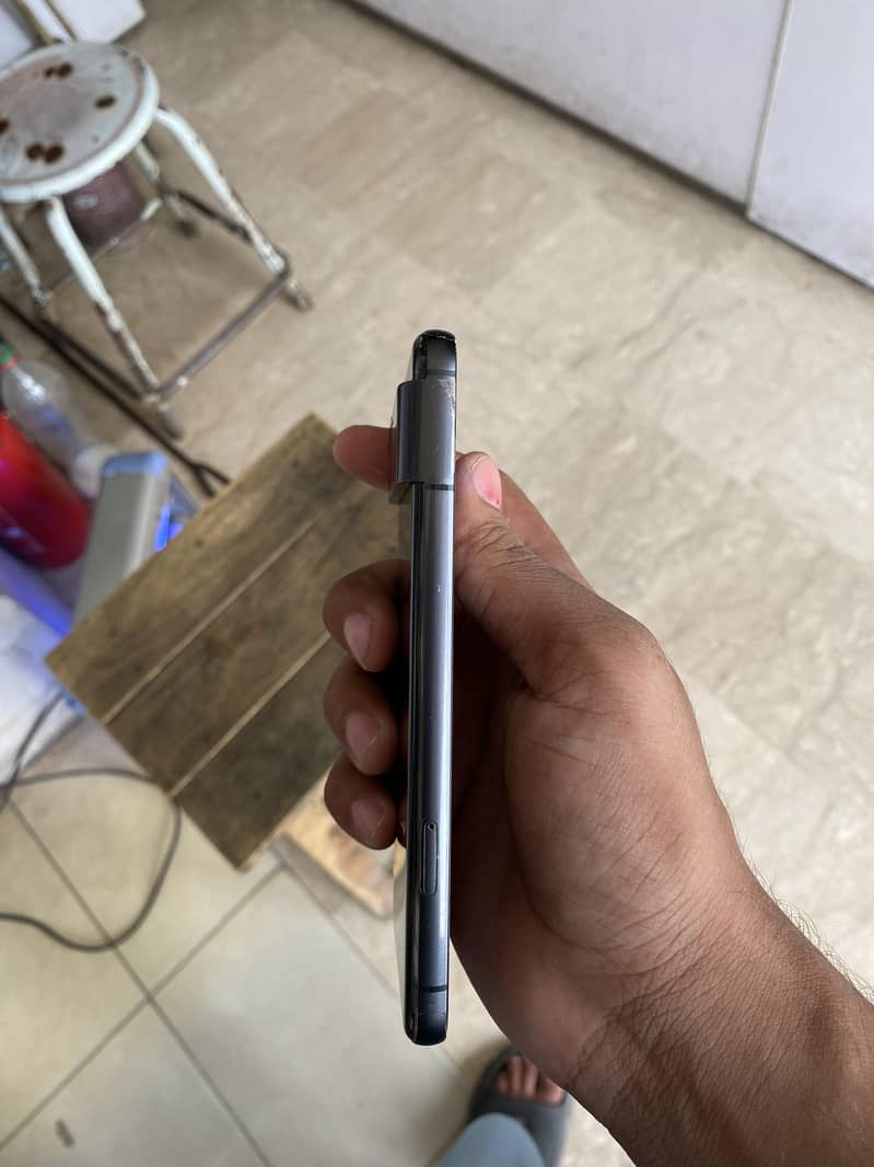Google Pixel 8 1