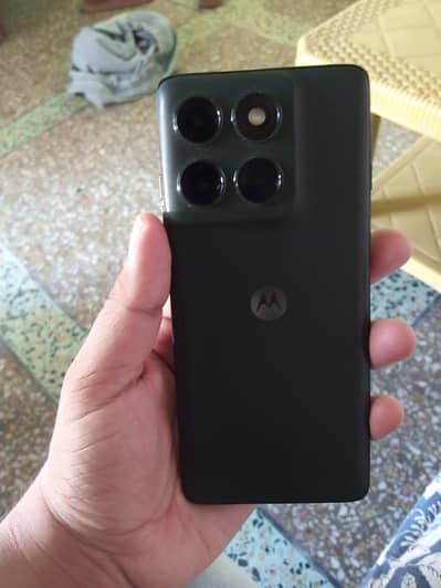 Motorola Edge 2025