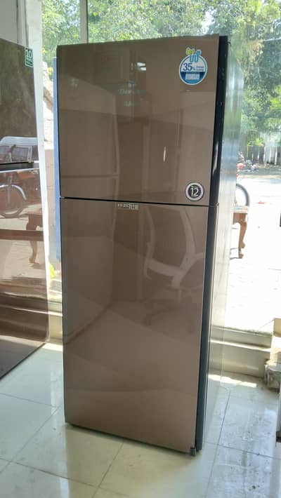 just two week use with warranty card fresh condition Dawlance 9188