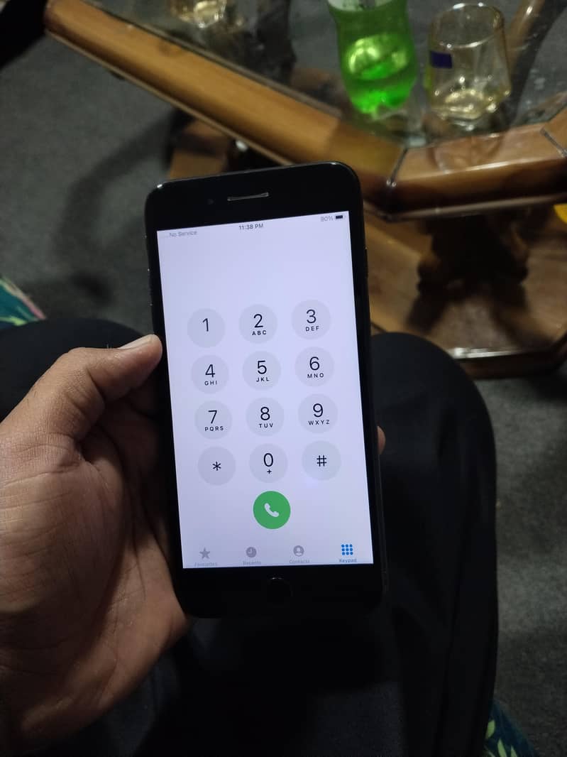 Apple iPhone 7 Plus 1