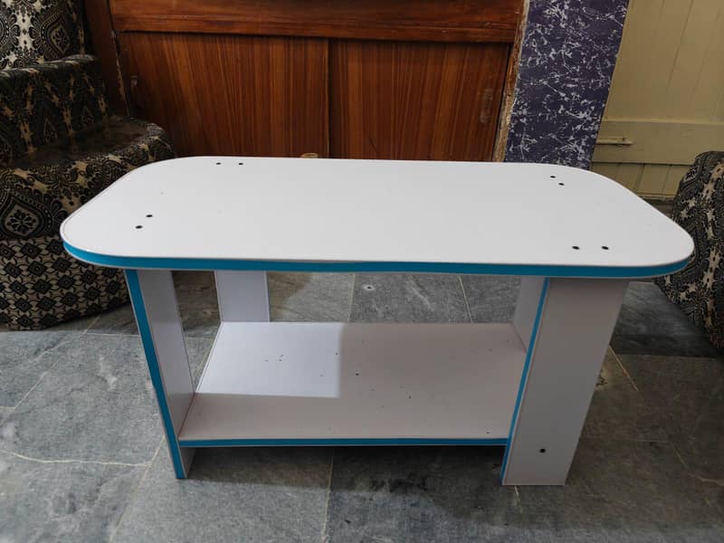 Kids Study Table 4