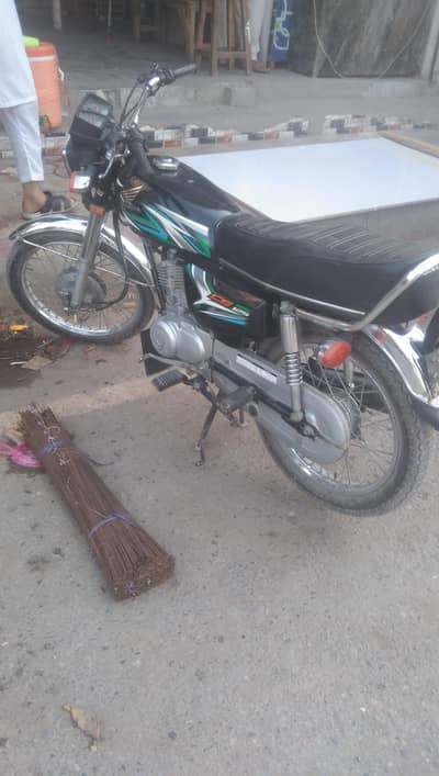 hona125