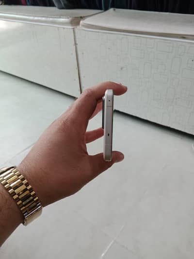 Realme GT 6