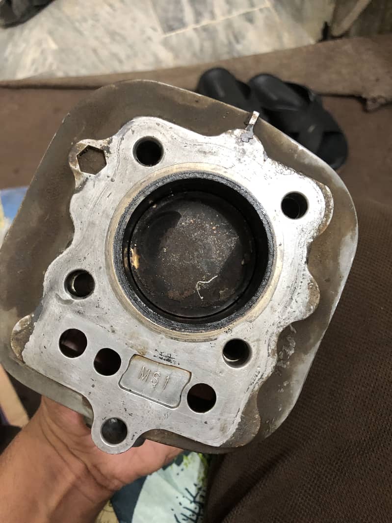 125 down model head silinder 12