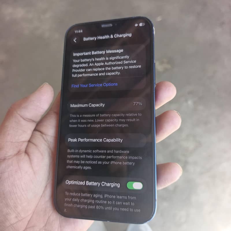 Apple iPhone 12 3
