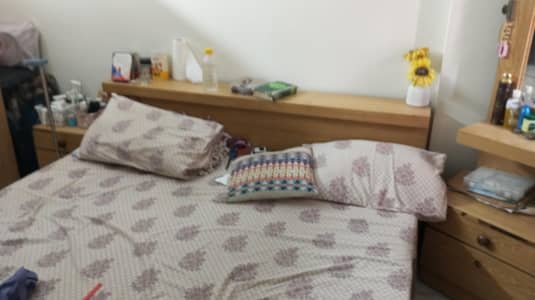 used bed set with dressing table