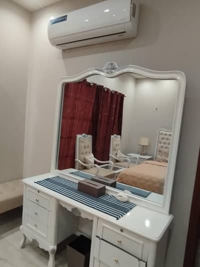 Rooms on rent for girl students and working ladies DHA pH 7