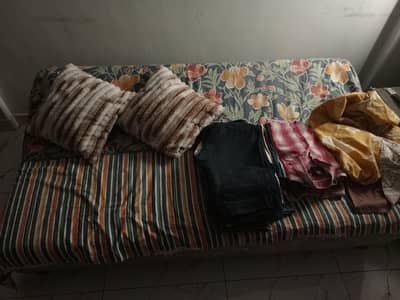 Molty Foam Sofa combed for sale – Good Condition